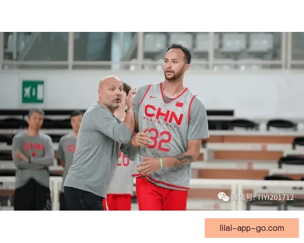 李凯尔：华子能力突出能融入球队想夺冠必须客场战胜强队